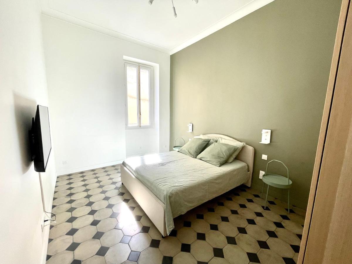 L'Haussmann' Nimes, Centre-Ville Bagian luar foto
